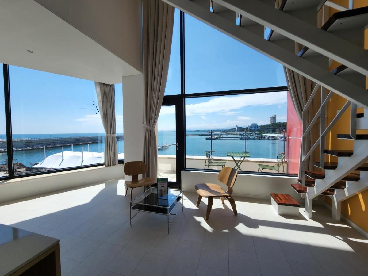Bau Haus Villa Szokcsho Kültér fotó